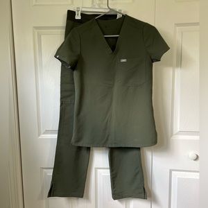 Figs Green scrub set XXS Catarina top / XS kade bottom